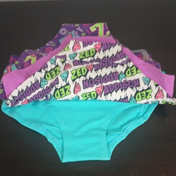 Disney Zombies 2 Girls' Briefs - Purple and Green - Picture 6 of 7